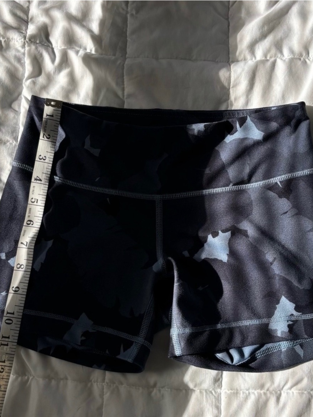 lululemon athletica Black & Charcoal Camo Women's Shorts